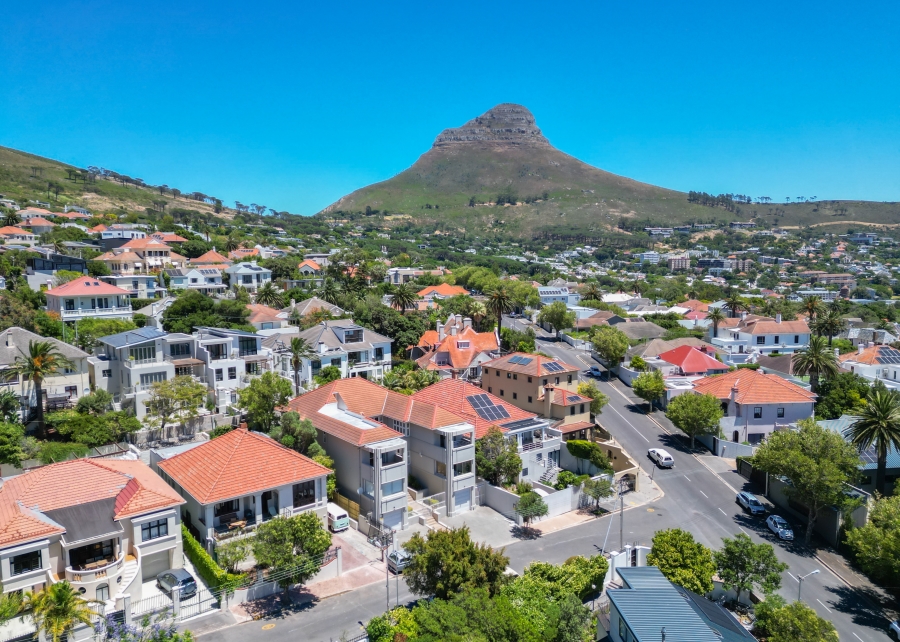 3 Bedroom Property for Sale in Oranjezicht Western Cape